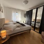 Relax Center *